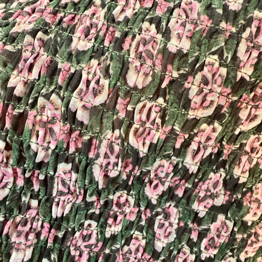 Molly Bracken Semi-Sheer Floral Smocked Blouse Size Small Boho Ruffle Sleeve - Picture 5 of 9